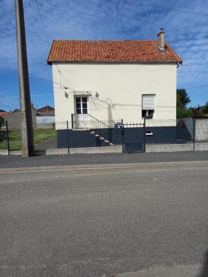 Maison Du Chemin De Fer Grandcourt  Exteriör bild